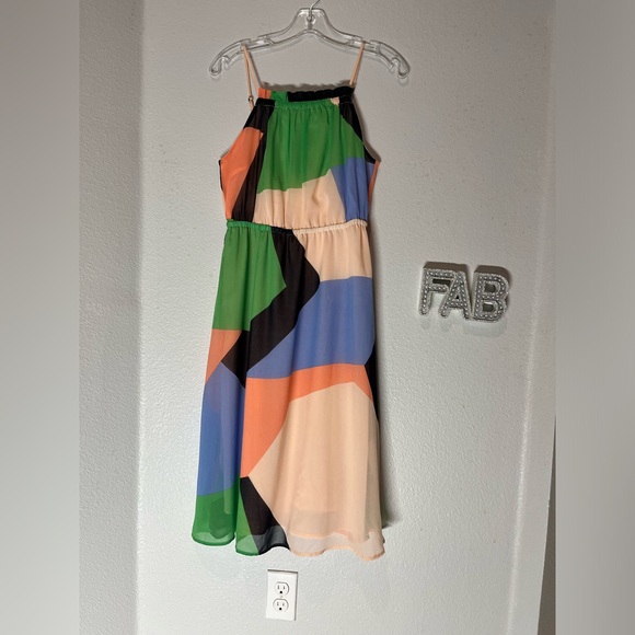 Midi Dresses - Picture 4 of 11